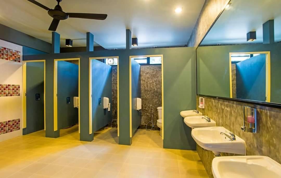 הוסטל קראבי Amity Poshtel מראה חיצוני תמונה